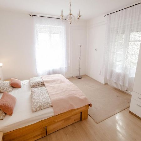 Kiraly40 Apartman Pecs Exterior photo